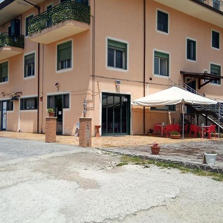 La Rosa Dei Venti Apartments Eboli Exteriör bild